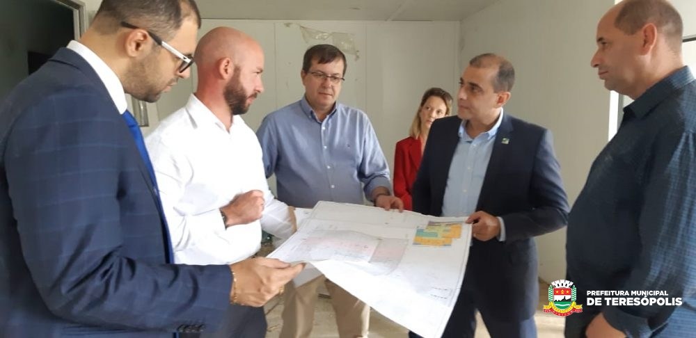 Secretário Estadual de Saúde anuncia em Teresópolis obras para Unidades de Saúde em Bonsucesso e no Parque Ermitage