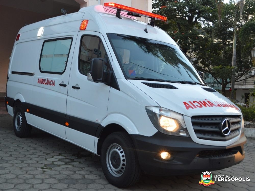 Saúde de Teresópolis recebe ambulância UTI Neonatal