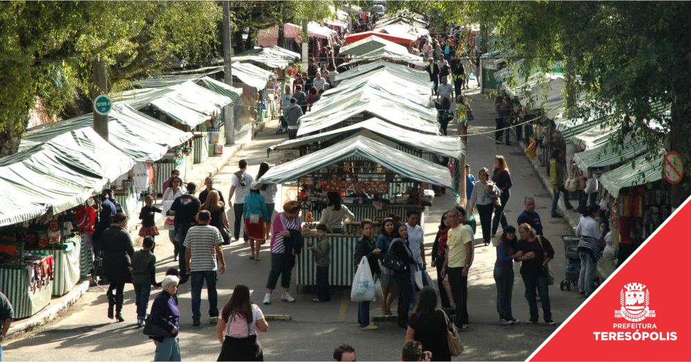 Feirinha do Alto volta a funcionar com mais estantes no próximo fim de semana