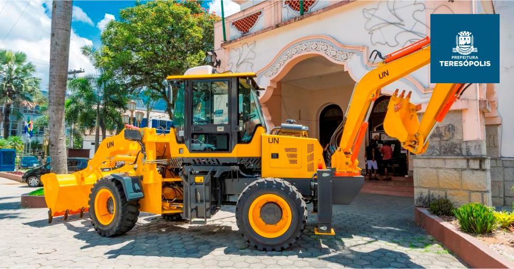 Teresópolis adquire nova máquina para auxiliar nas ações de manutenção das vias públicas, na cidade e no interior