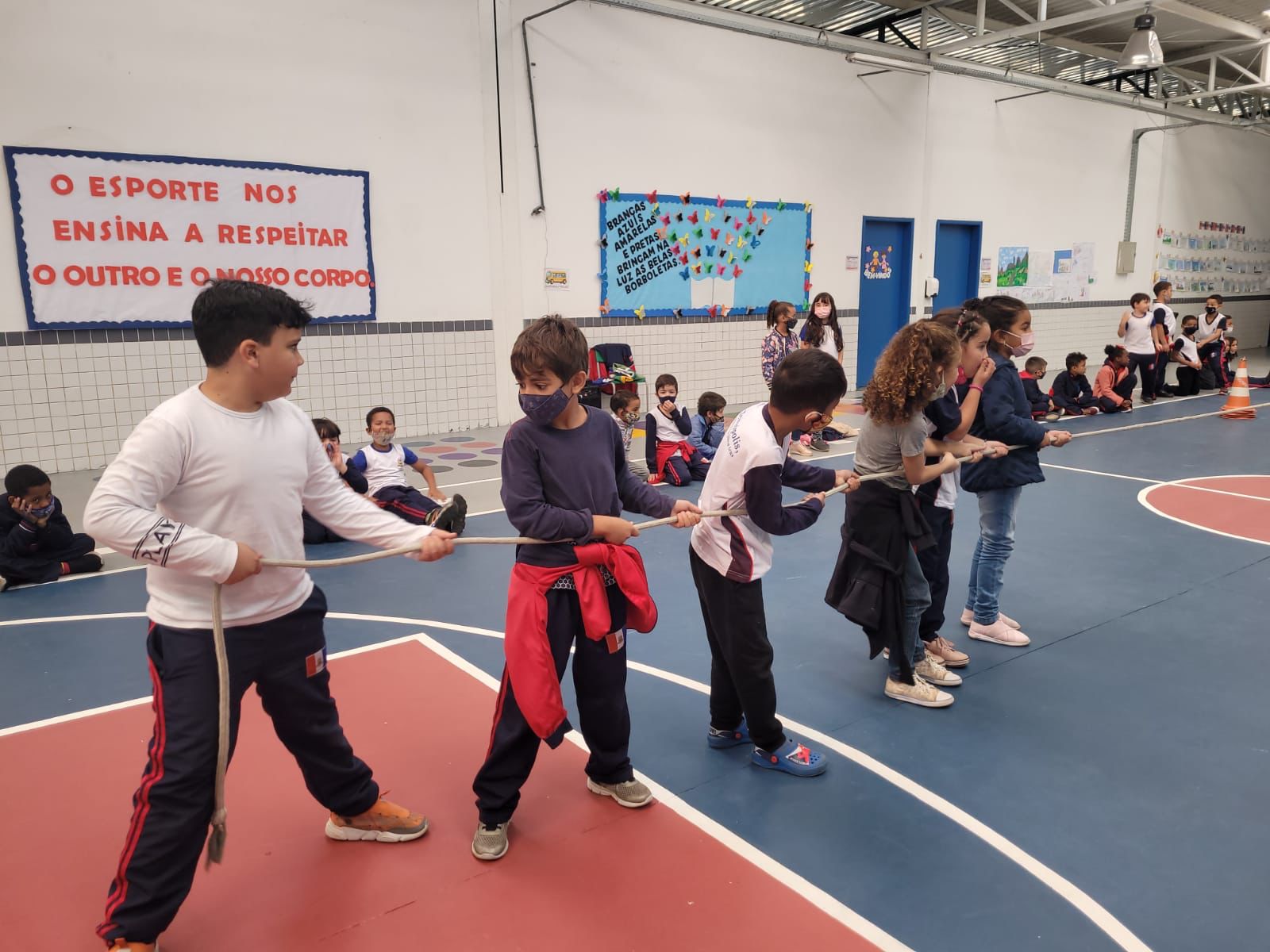 Escola Municipal Francisco Maria Dállia inaugura espaço recreativo, em Bonsucesso