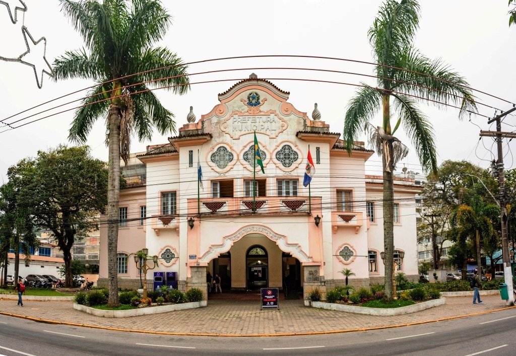 Prefeitura de Teresópolis e órgãos municipais fecham nesta quarta, 15 de novembro, feriado da Proclamação da República