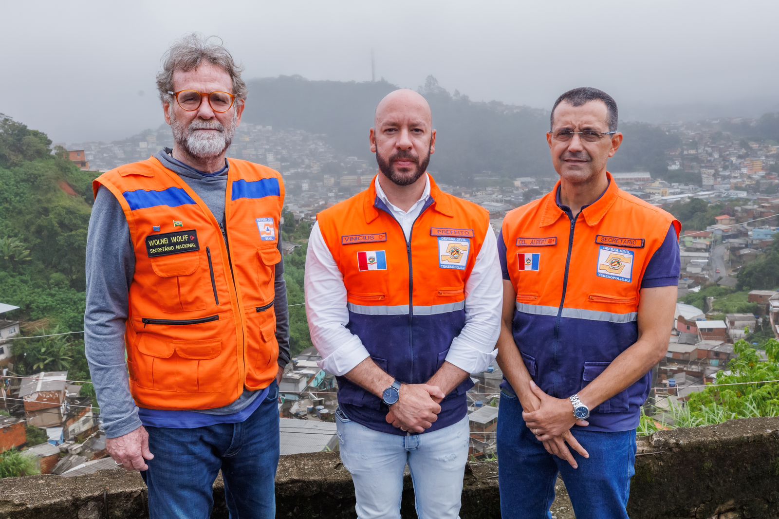 Gabinete de Crise Preventivo: Prefeito Vinicius Claussen e Secretário Nacional de Proteção e Defesa Civil traçam planos de recuperação de áreas atingidas pelas chuvas em Teresópolis