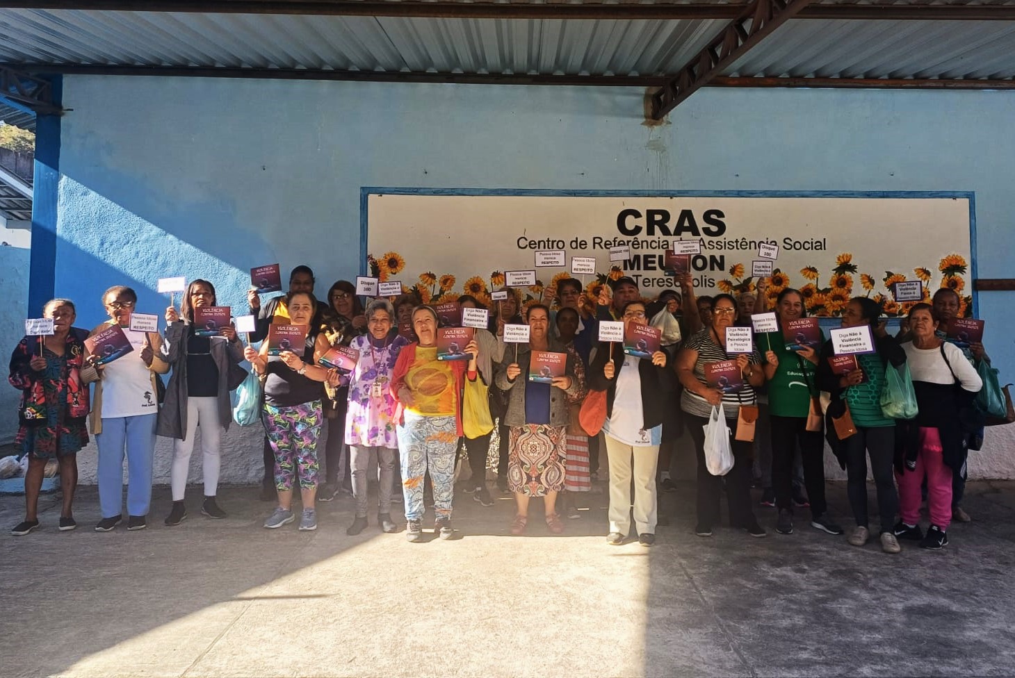Ato pela consciência e formas de prevenção de um crime covarde: CRAS Meudon faz roda de conversa da campanha Junho Violeta
