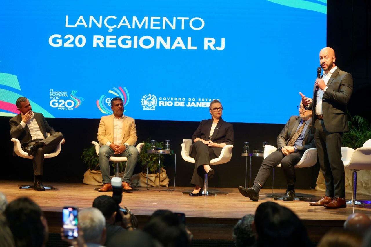 Prefeito Vinicius Claussen participa do lançamento do G20 Regional RJ