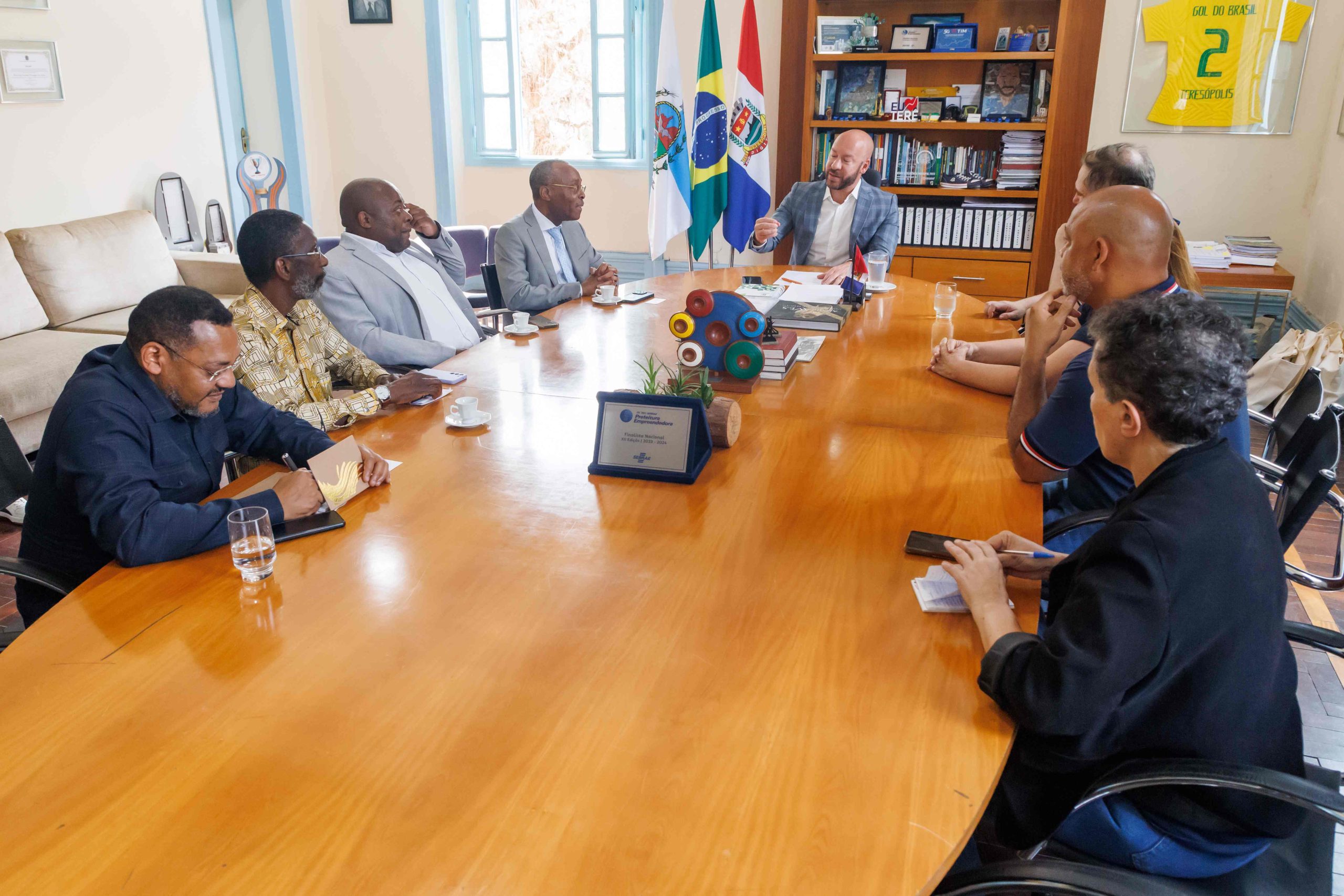Teresópolis recebe comitiva do Consulado Geral de Angola