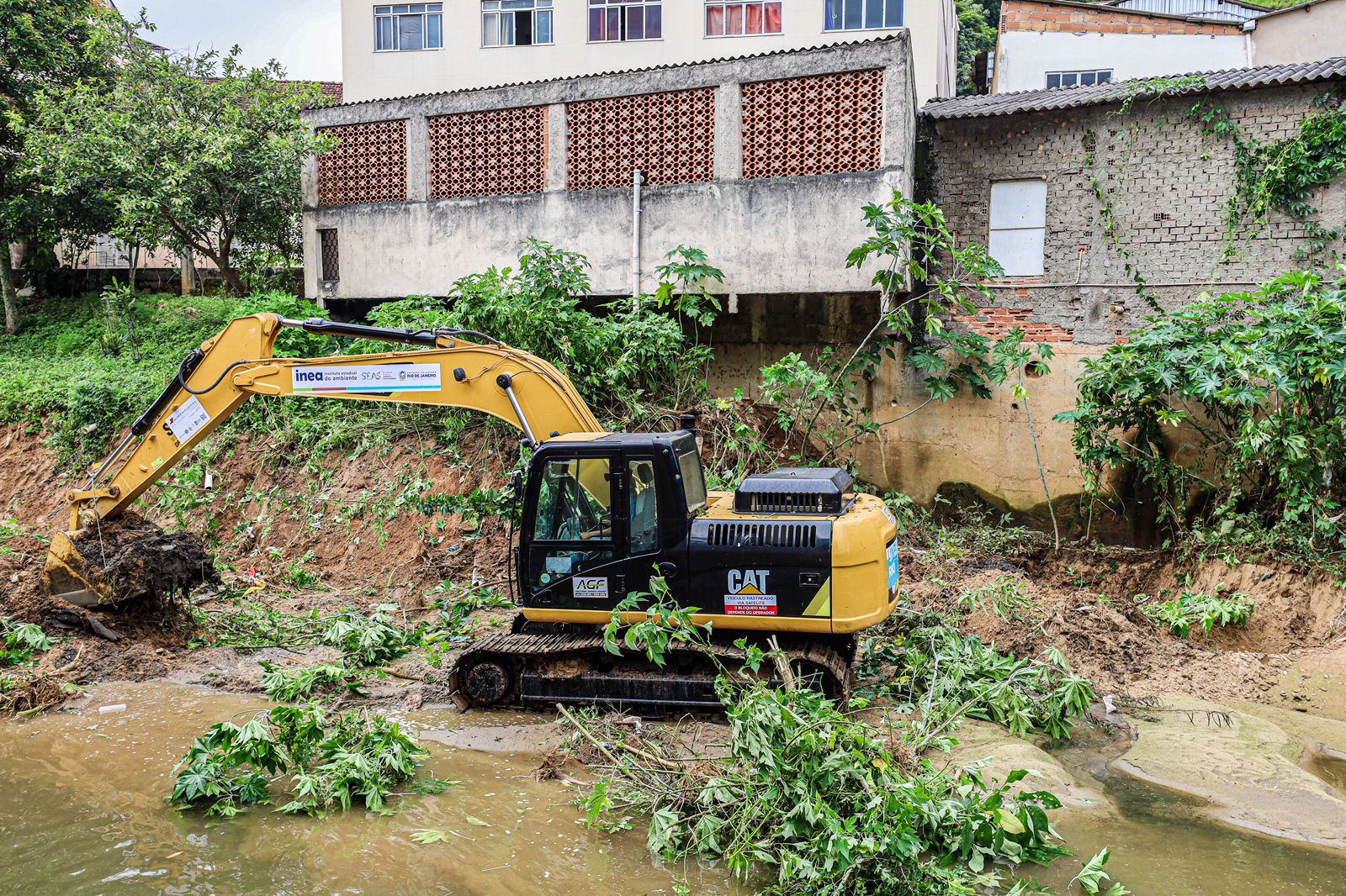 Operação de limpeza de rios já está em andamento em Teresópolis
