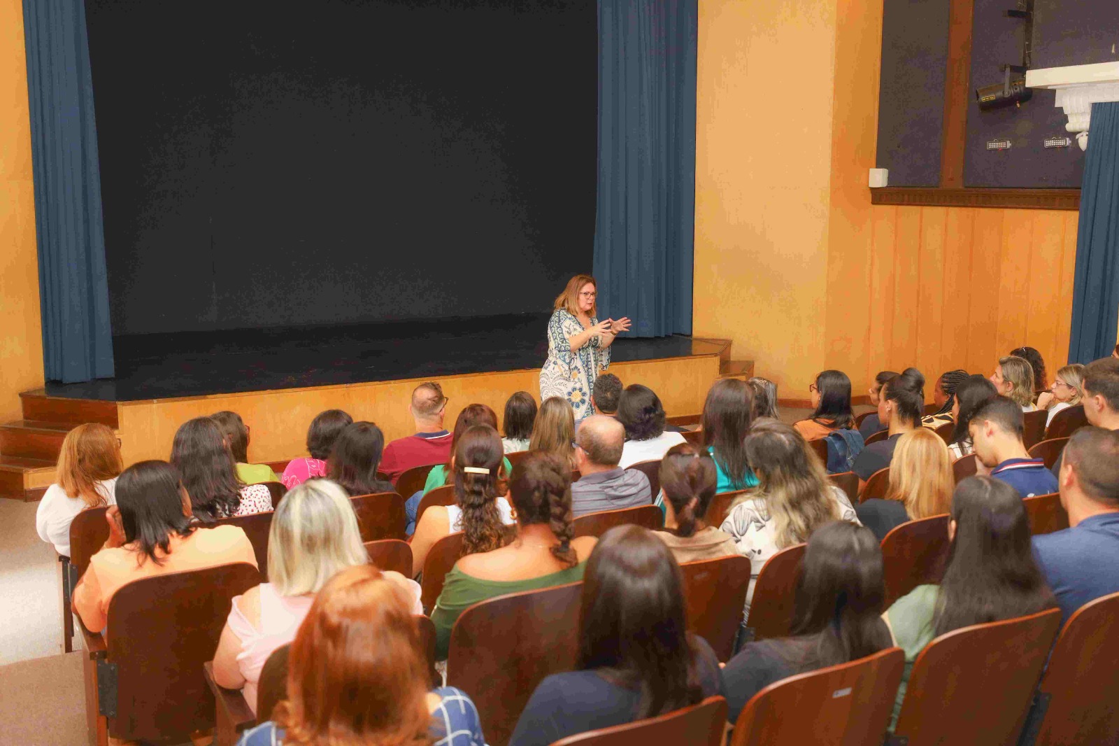 Secretaria de Educação promove primeira reunião de alinhamento com equipe da pasta