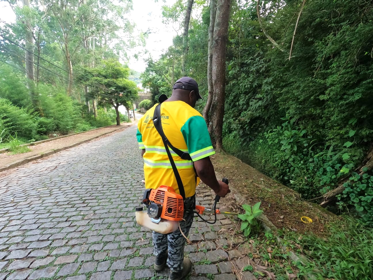 Prefeitura de Teresópolis mobiliza equipes nos reparos das galerias pluviais