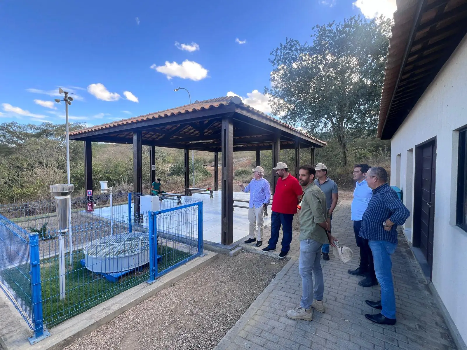 Prefeito Leonardo Vasconcellos visita Centro de Tratamento de Resíduos de Caruaru, em Pernambuco