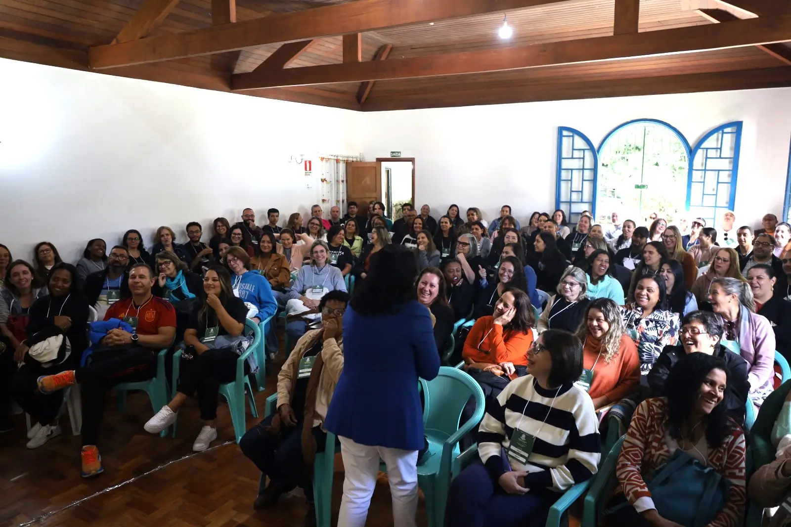 'Vozes que transformam: autoconhecimento, assertividade e gestão do tempo' é tema de encontro da Secretaria de Educação