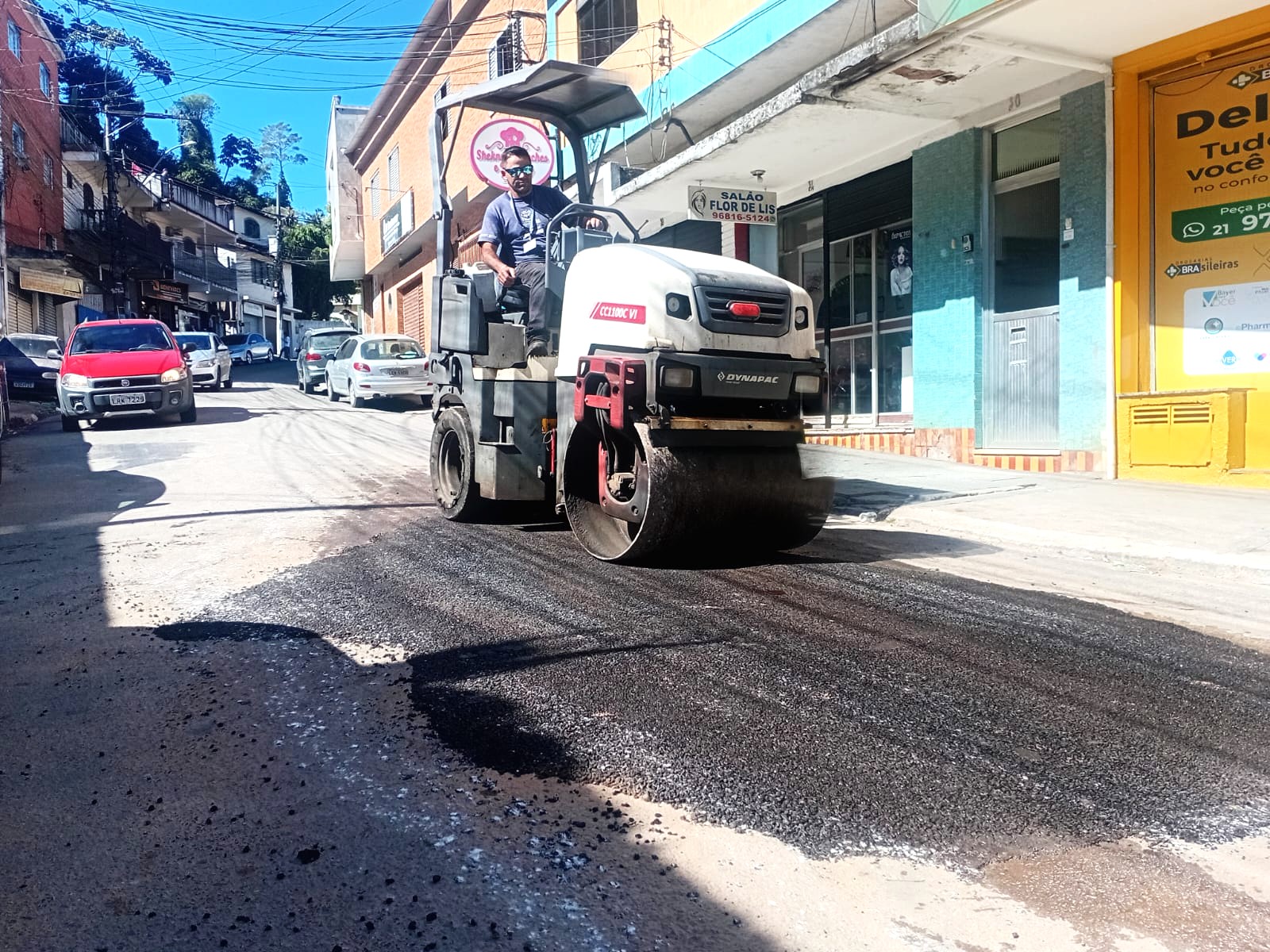 Operação tapa-buracos: Prefeitura de Teresópolis avança nos reparos das ruas