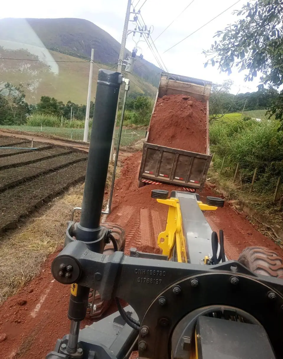 Mais infraestrutura e qualidade de vida: Secretaria de Agricultura segue com manutenção e zeladoria intensa nos bairros do interior