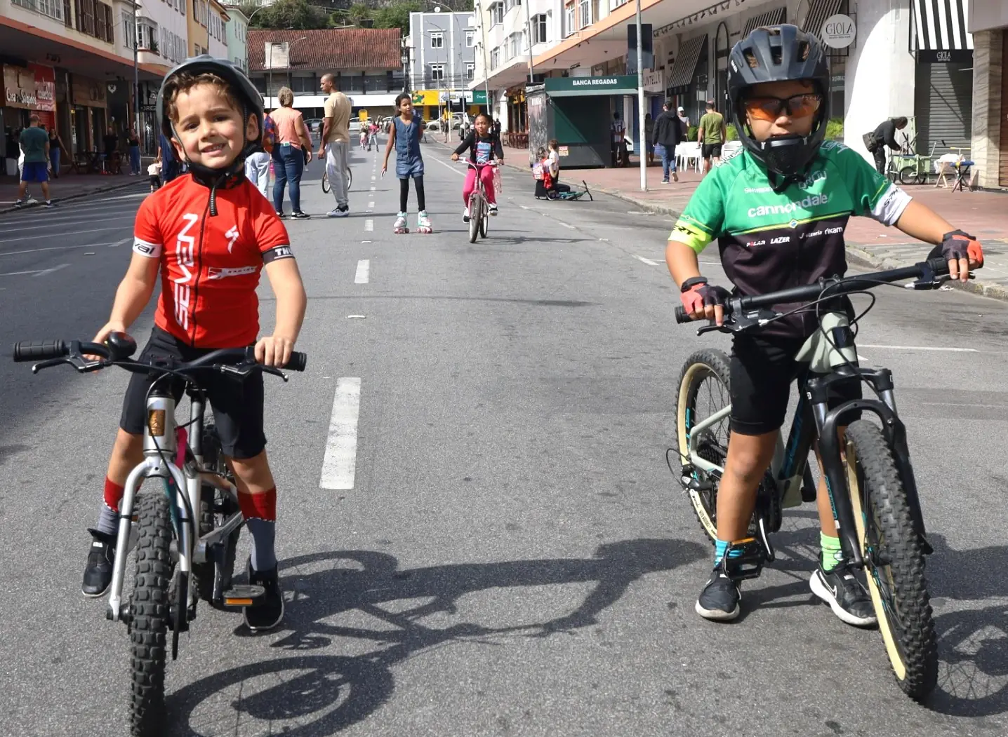 Domingo no Parque = Diversão em Família!