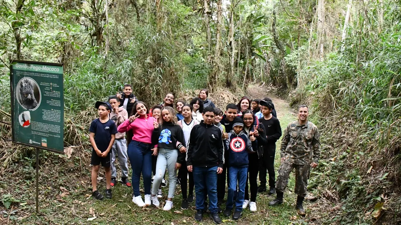 Alunos do CEROM iniciam aulas práticas do PREAM no Parque Montanhas de Teresópolis