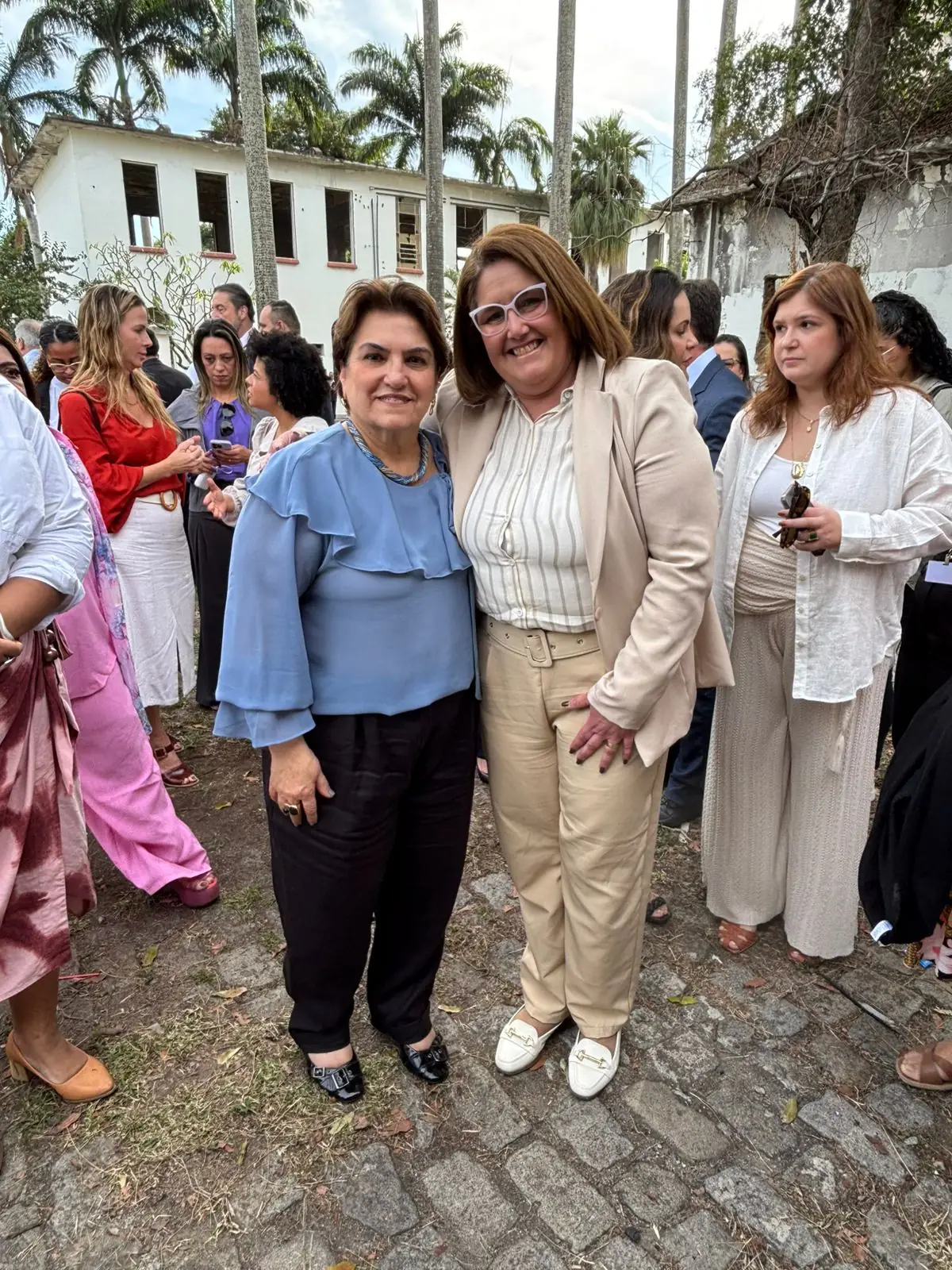 Teresópolis marca presença no lançamento da Pedra Fundamental da 1ª Casa da Mulher Brasileira no Estado do Rio de Janeiro