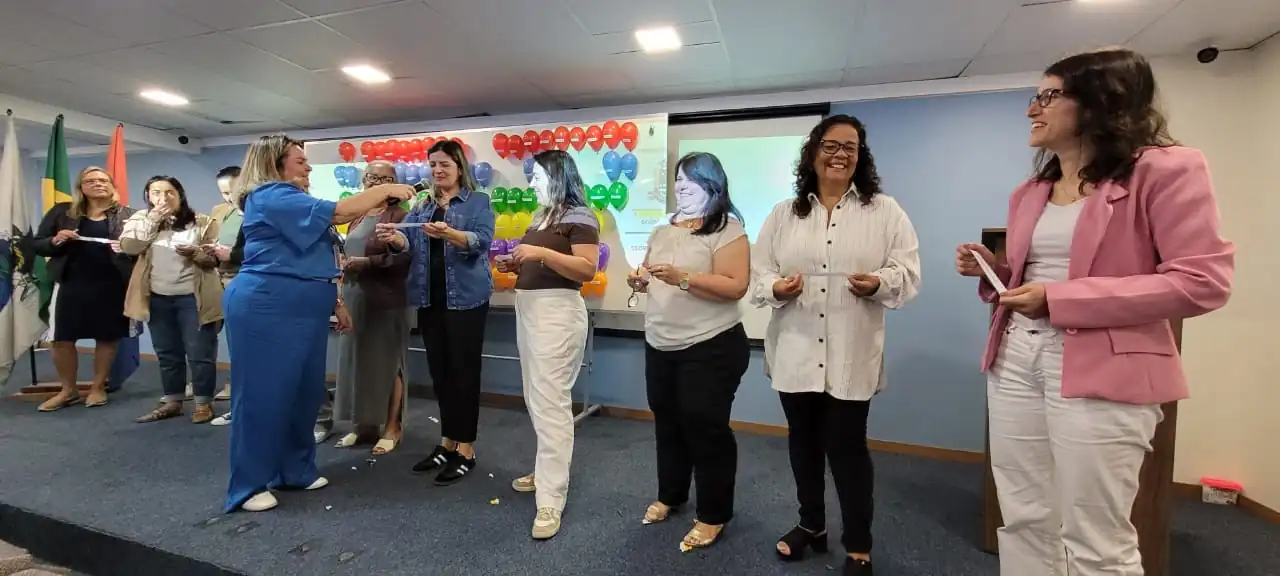 Educação reúne equipes diretivas escolares para tratar sobre as diretrizes do processo de seleção dos novos gestores para o triênio 2026-2028