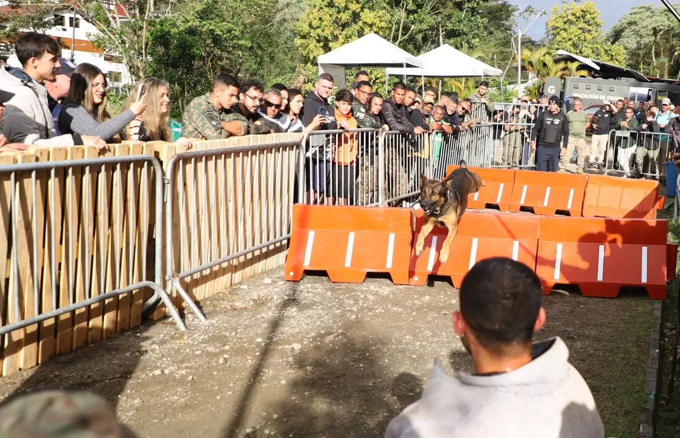 4º Encontro de Unidades K9 de Teresópolis reúne mais de 20 equipes Forças Armadas, forças policiais e guardas civis