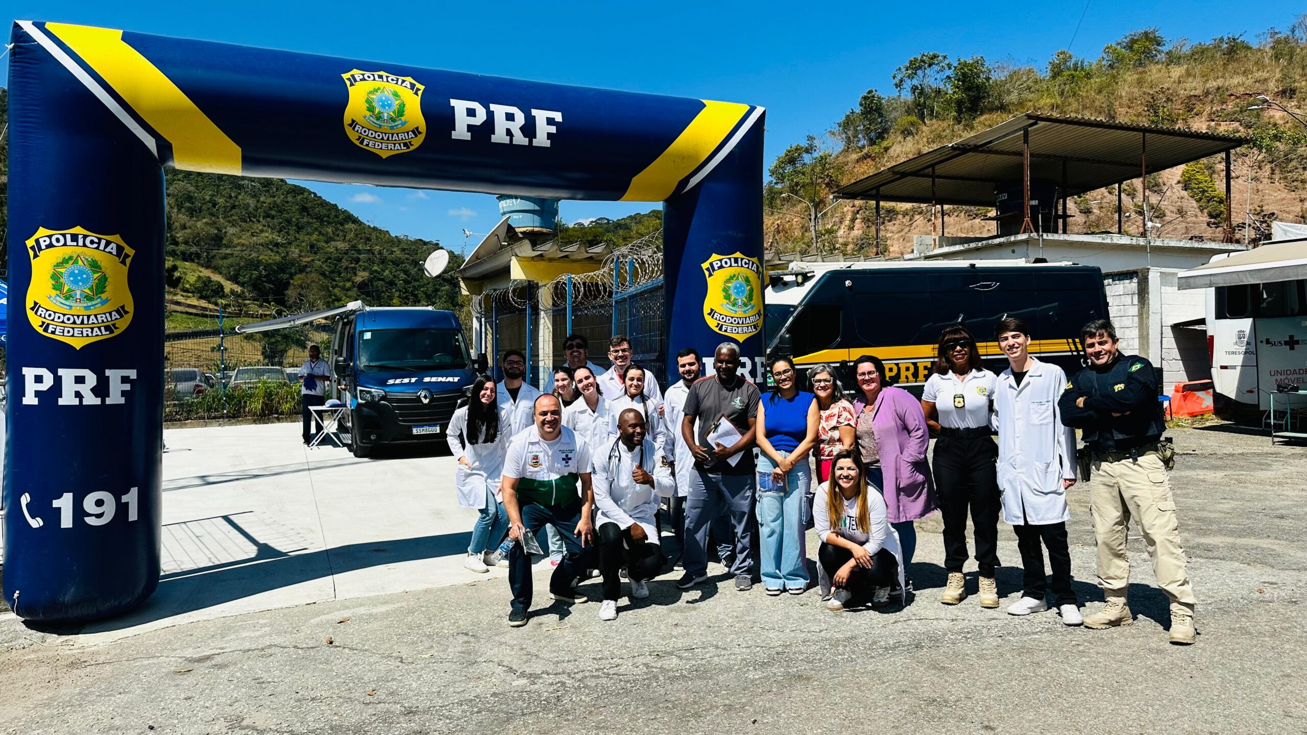 Projeto 'Ação Comando em Saúde' leva atendimento a caminhoneiros em Teresópolis