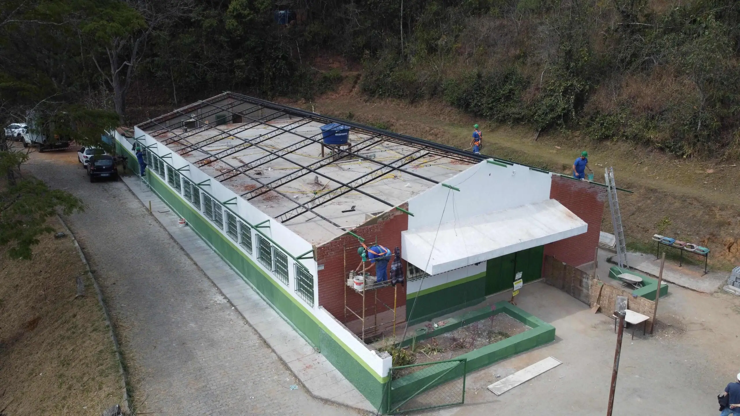 Reforma geral da Creche Municipal Paraíso segue em ritmo acelerado