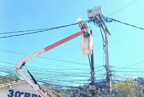 Prefeitura de Teresópolis faz manutenção em pontos de iluminação pública pelos bairros
