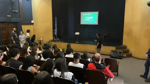 Educação promove encontro com alunos da Rede Municipal sobre o Saeb