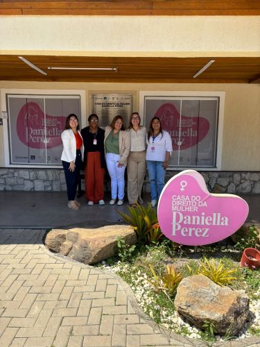 SMDM visita Casa da Mulher em Miguel Pereira para intercâmbio de boas práticas