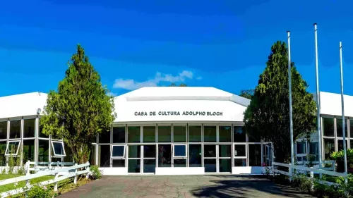 Teatro da Casa de Cultura de Teresópolis ganha vida com ‘As Emilianas do Lobato’
