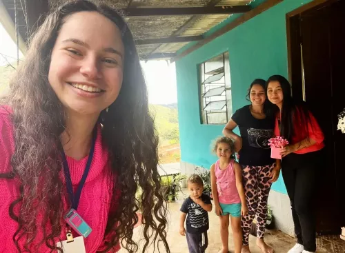CRAS Bonsucesso intensifica conscientização sobre o Outubro Rosa durante visitas do PAIF