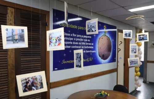 Biblioteca Municipal Antônio Paulo Capanema de Souza Comemora 85 Anos com Exposição Histórica