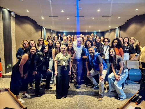 Teresópolis hospeda capacitação de profissionais da saúde serrana sobre vacina contra Vírus Sincicial Respiratório (VSR) para gestantes