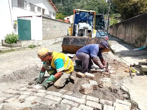 Teresópolis: Prefeitura reforça serviços de limpeza e infraestrutura em bairros da cidade