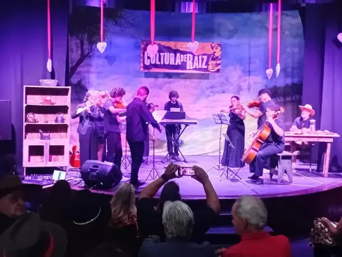 Artistas e convidados especiais festejam o Natal em edição do Cultura de Raiz em Teresópolis