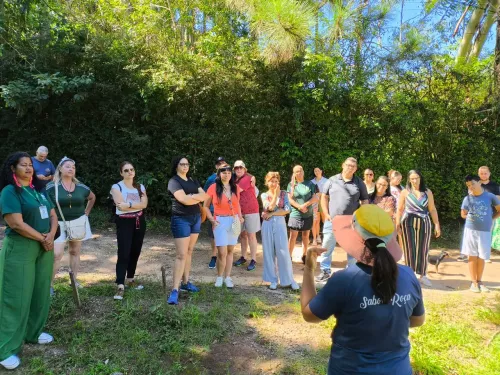 Edição especial de Carnaval do Domingo na Roça atrai moradores para o Rancho Sabor da Roça