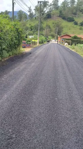 Teresópolis dá início à revitalização asfáltica da Estrada do Imbiú