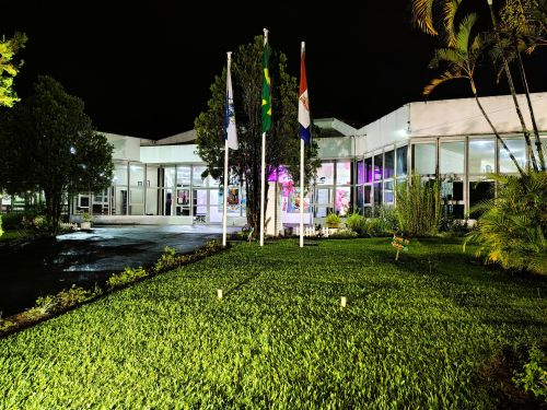 Casa de Cultura Adolpho Bloch em Teresópolis recebe shows de Marvio Ciribelli e Van Furlanetti