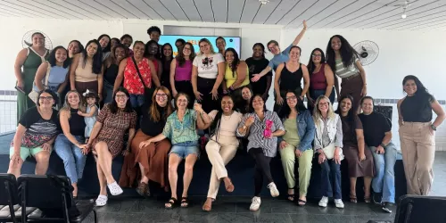 Unidades do CRAS de Teresópolis Marcam Presença nas Comemorações do Dia Internacional da Mulher em Escolas Municipais