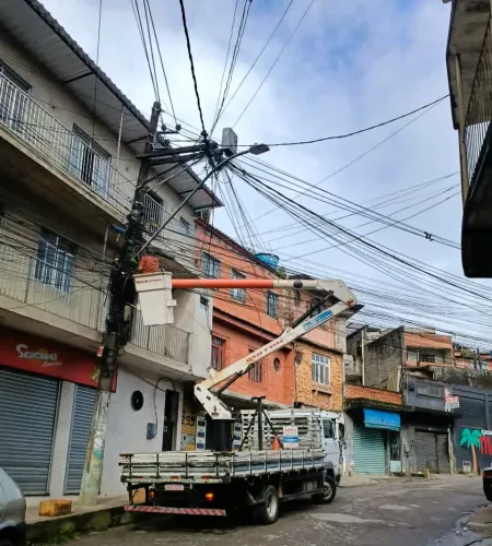 Prefeitura de Teresópolis avança na conservação de vias e iluminação pública
